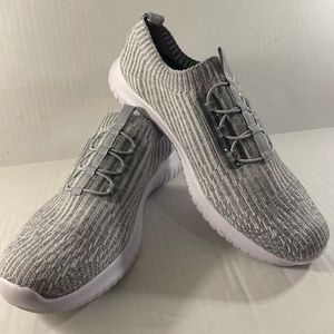 New TIOSEBON Women's Grey and White SlipOn Lightweight Sneakers,Size EU42/US10.5
